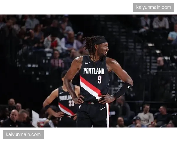 开拓者主场惜败爵士,亨德森空砍38分 开拓者主场惜败爵士,亨德森空砍38分