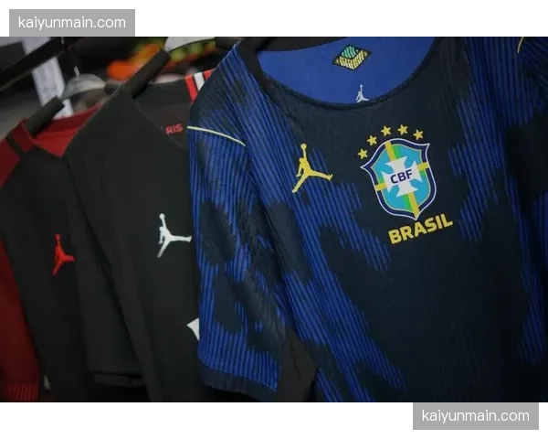 运动装备品牌发布新赛季球衣面料,称可依据大数据降低球员核心体温 运动装备品牌发布新赛季球衣面料,称可依据大数据降低球员核心体温